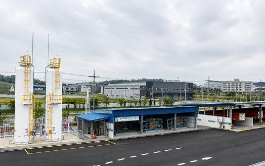 수소 출하 설비가 늘어선 하이넷 당진 수소출하센터 전경