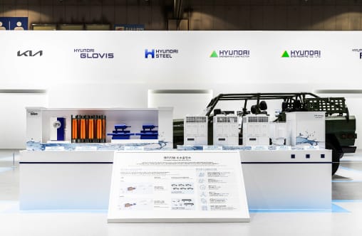 현대자동차그룹(HTWO)의 현대로템 패키지형 수소충전소 콘셉트 모형 전시물, 주요 특징과 장점 강조